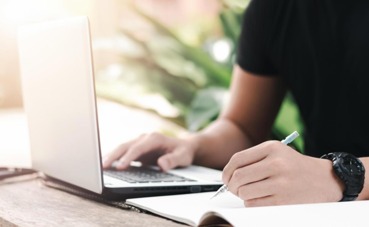 Sesión de coaching personal en ambiente relajado